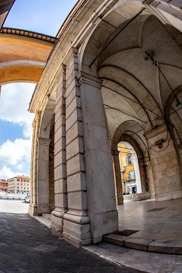 Apartment Toselli New Suite Pisa