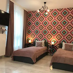 apartamenty-brzeska-10.warsawhotelspoland.com/
