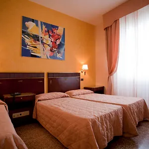 3* Otel La Pace